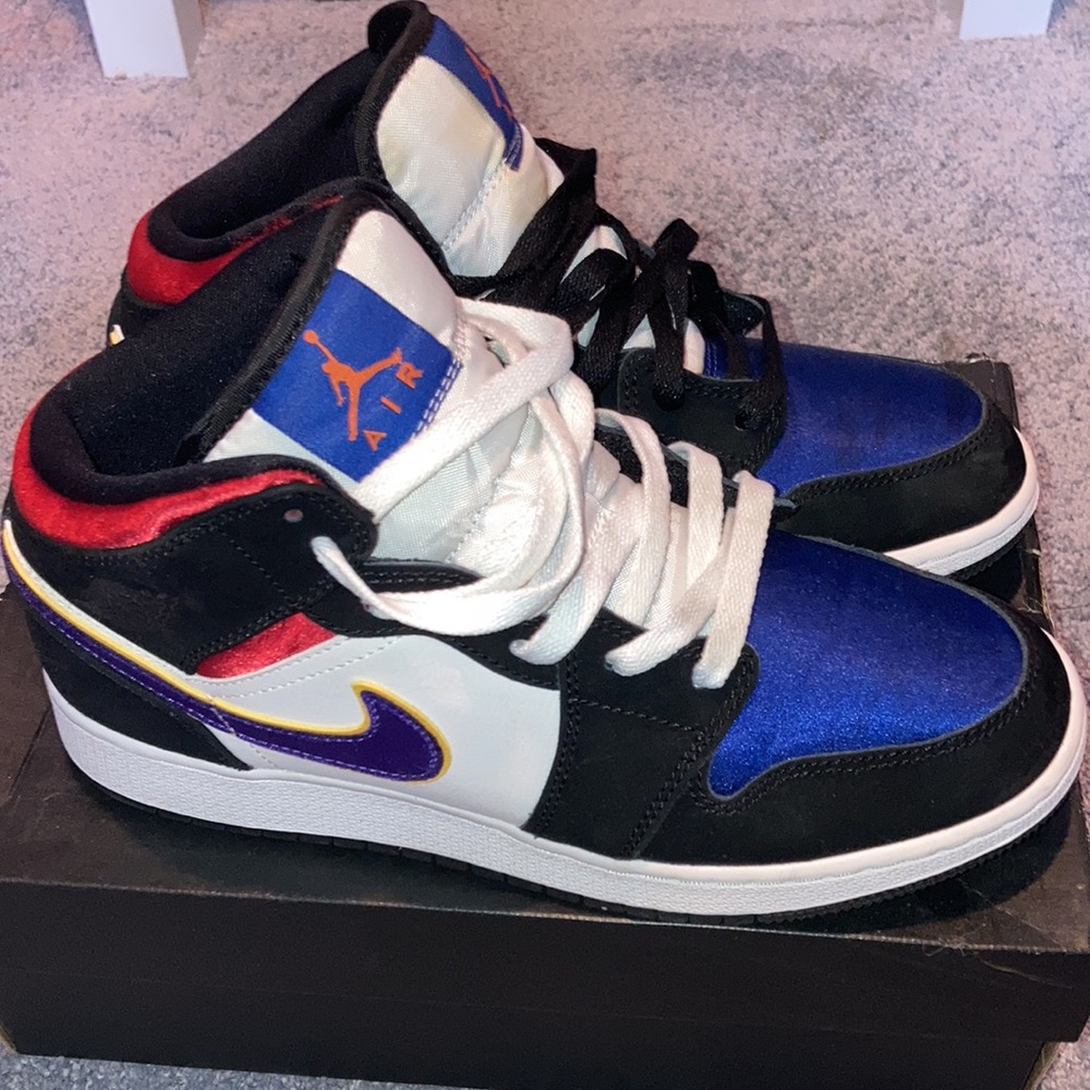 Air Jordan Kids 1 Mid SE GS 'Rivals